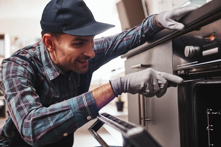 How To Choose A Trusted Technician For Oven Repairs in Oakland, CA How To Choose A Trusted Technician For Oven Repairs in Oakland, CA